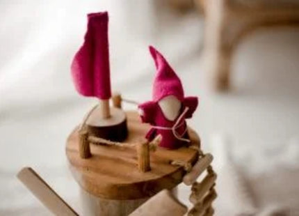 QToys Australia (USA) Wooden Windmill